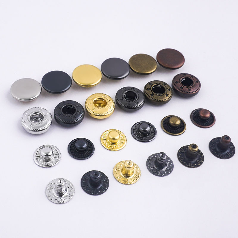 Σετ εργαλείων για snaps – Υλικό: Αγκάτης; Στυλ: Κορεατική έκδοση, για παιδιά; Σχήμα: Αστερισμός; Τεχνολογία επεξεργασίας: Λάδι; Άνοιξη 2025