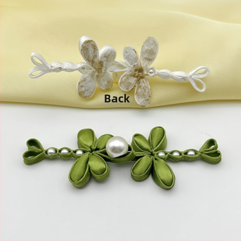 Декоративна закопчалка за ханфу и чънгсам с мотив водно конче и цвете, ръчно изработена с перлите (сатенова материя; висококачествена конструкция; подходяща за Тан костюм, ханфу и чънгсам)