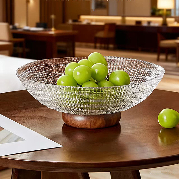 Üvegből készült gyümölcstál — könnyű luxus stílus, rácsos mintázat, gravírozott részletek, 2021 nyári kiadás