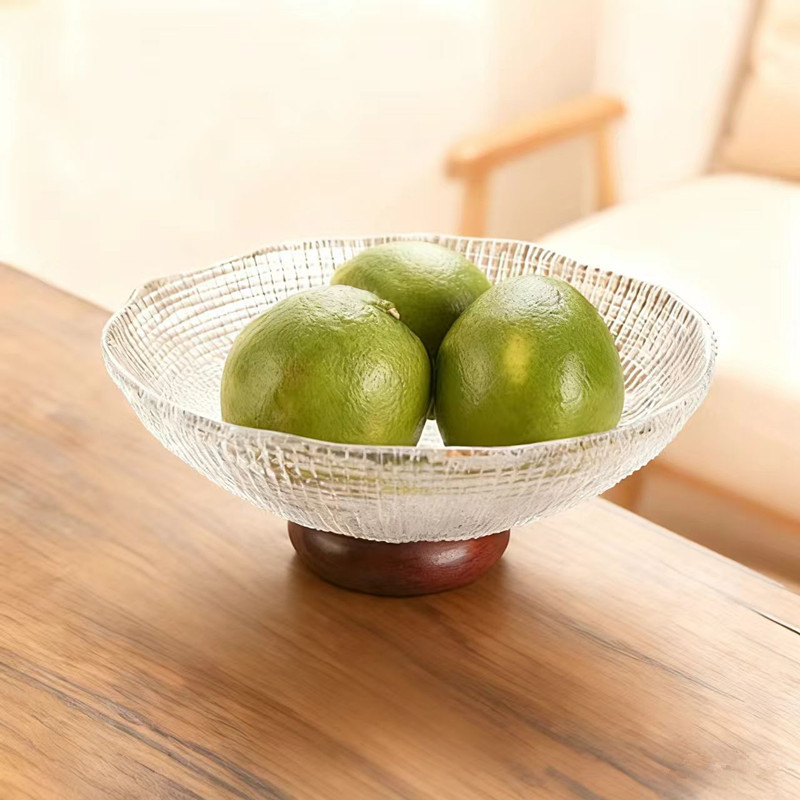 Üvegből készült gyümölcstál — könnyű luxus stílus, rácsos mintázat, gravírozott részletek, 2021 nyári kiadás