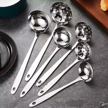 Rozsdamentes acélból készült főzőkanál szűrővel, konyhai eszköz; Anyag: rozsdamentes acél; Fogantyú anyaga: 201 rozsdamentes acél