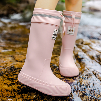 Női esőcsizmák, magas szárú, PVC felső rész, lapos talp, négy évszakos