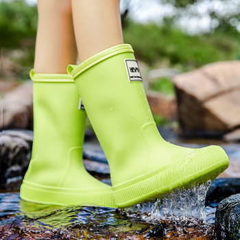 Női esőcsizmák, magas szárú, PVC felső rész, lapos talp, négy évszakos