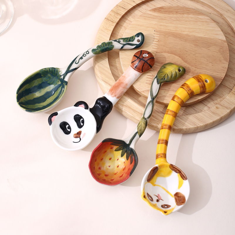 Κεραμικό κουταλάκι με μακριά λαβή και σχέδιο καρτούν για παιδιά; Υλικό: Κεραμικό • Σχέδιο: Καρτούν • Διαμόρφωση: Διαθέσιμη • Εκτύπωση λογοτύπου: Ναι