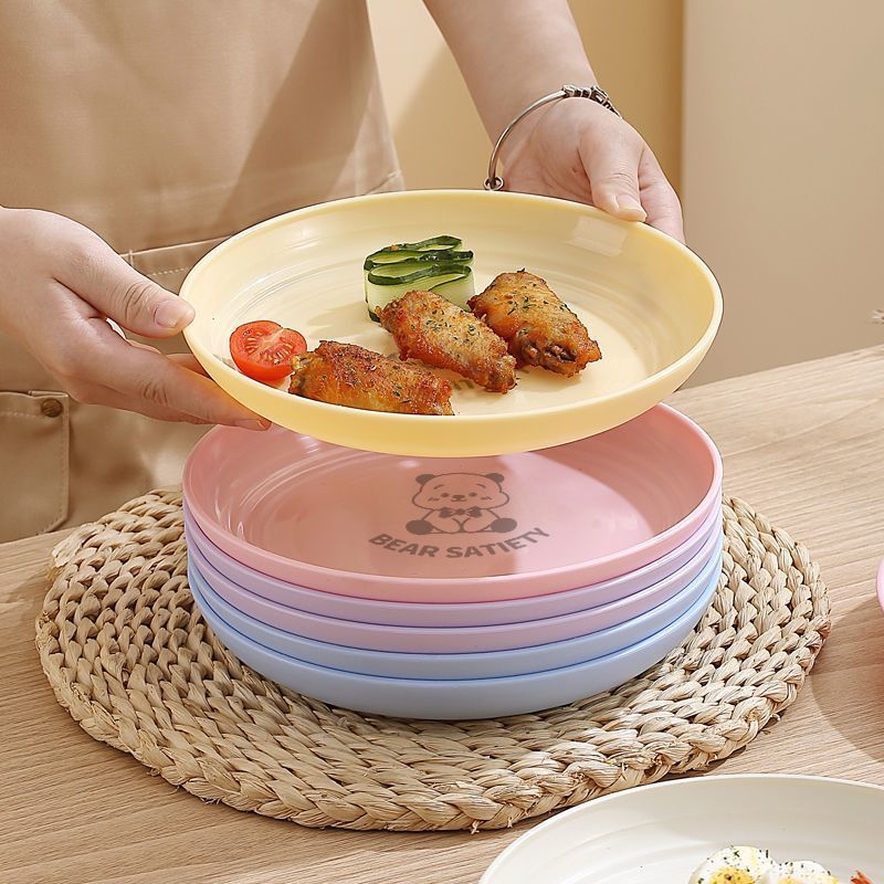 Set plastičnih tanjura za kućnu upotrebu, okrugli dječji tanjuri za vrtić i doručak, crtani motiv, tanjiri za posluživanje i pripremu hrane.