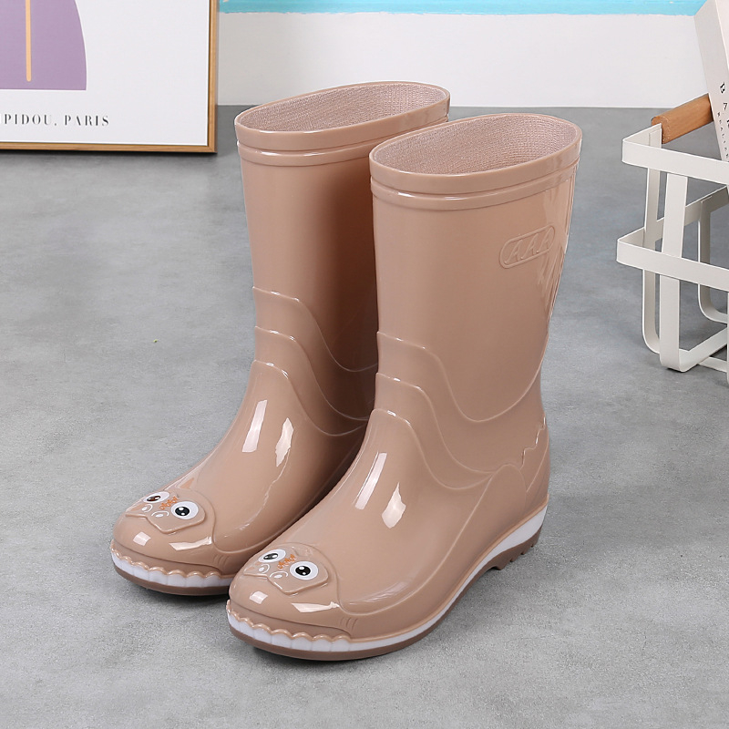 Női esőgumicsizmák gumiból, fleece béléssel, vízálló, mintás dinoszaurusz, középmagas szár, alacsony sarka 1–3 cm