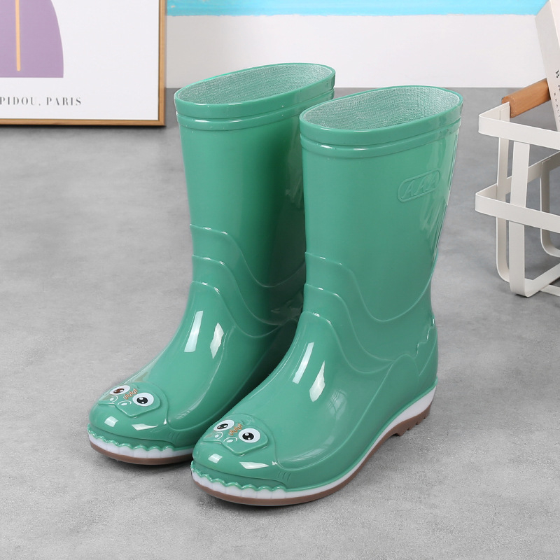 Női esőgumicsizmák gumiból, fleece béléssel, vízálló, mintás dinoszaurusz, középmagas szár, alacsony sarka 1–3 cm