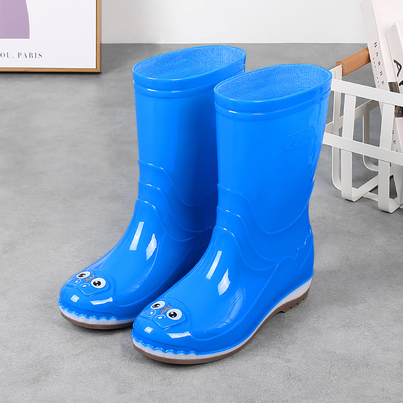 Női esőgumicsizmák gumiból, fleece béléssel, vízálló, mintás dinoszaurusz, középmagas szár, alacsony sarka 1–3 cm