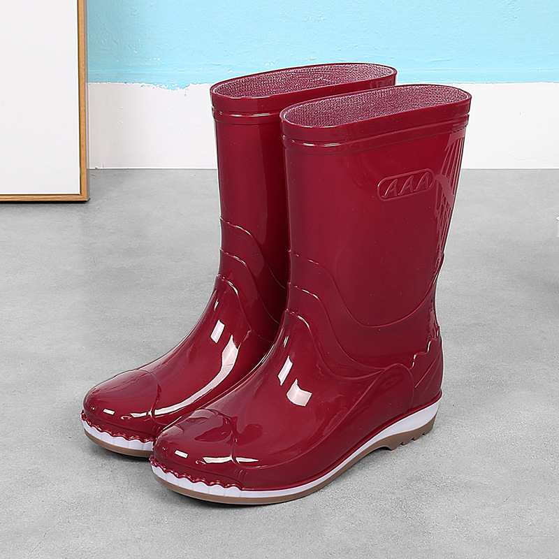 Női esőgumicsizmák gumiból, fleece béléssel, vízálló, mintás dinoszaurusz, középmagas szár, alacsony sarka 1–3 cm