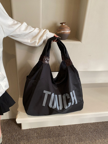 Платнена Tote чанта с подплата от нейлон, хоризонтална правоъгълна форма, цип за отваряне, единична презрамка