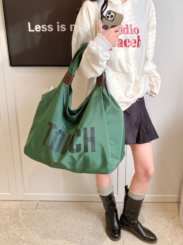 Платнена Tote чанта с подплата от нейлон, хоризонтална правоъгълна форма, цип за отваряне, единична презрамка