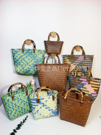 PVC Tote чанта с дизайн кошница за зеленчуци, стил градска простота, хоризонтална квадратна форма, горно отваряне, без подплата, голям капацитет, пускане през пролетта 2025