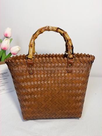 PVC Tote чанта с дизайн кошница за зеленчуци, стил градска простота, хоризонтална квадратна форма, горно отваряне, без подплата, голям капацитет, пускане през пролетта 2025