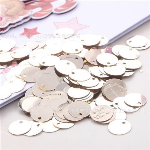 Laserom izrezane kružne paillettes, promjera 6–50 mm, za pozorišne kostime i DIY projekte