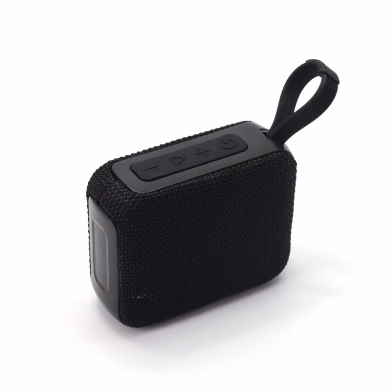 Difuzor Bluetooth fără fir cu iluminare RGB, rezistent la apă și portabil — Bluetooth 5.3; IPX4; baterie încorporată 1200–2000 mAh; putere 6W; răspuns în frecvență 100 Hz–20 kHz