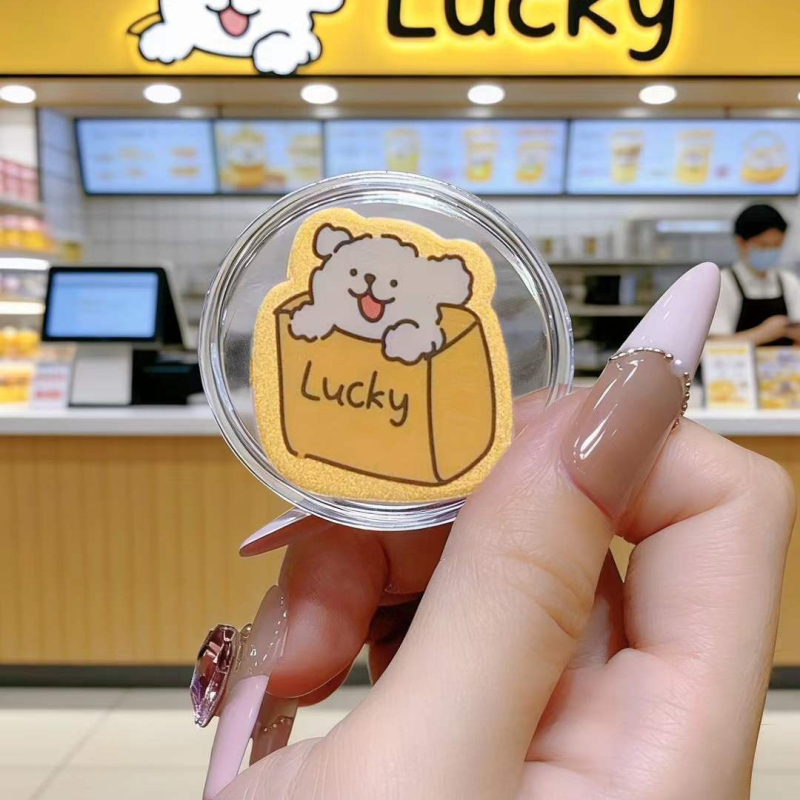 Стикер за мобилен телефон — карикатурно кученце-пудинг с метален контур, сладък стил, подходящ за Валентин и рожден ден