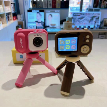 S11 детска камера за игра с 2,4-инчов LCD, двойна камера, TF карта за съхранение, ABS корпус, 600 mAh батерия