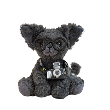 Λούτρινο γατάκι-κούκλα με δαντελένιο φουλάρι — απαλό κοντό ύφασμα, γέμισμα PP βαμβάκι, προσαρμοσμένα δείγματα, κατάλληλο για 7–14 ετών, unisex