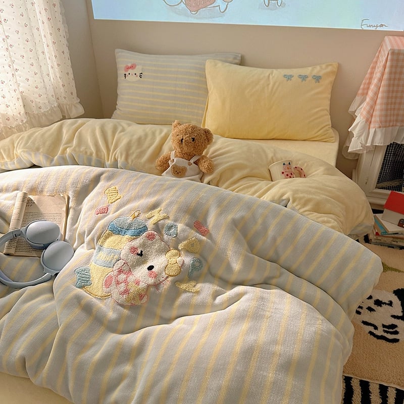 Set de pat din velur de lapte cu broderie, model cartoon, vopsire reactive, 4 piese