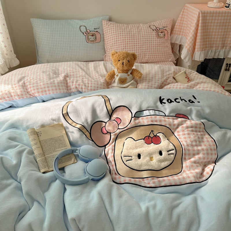 Set de pat din velur de lapte cu broderie, model cartoon, vopsire reactive, 4 piese