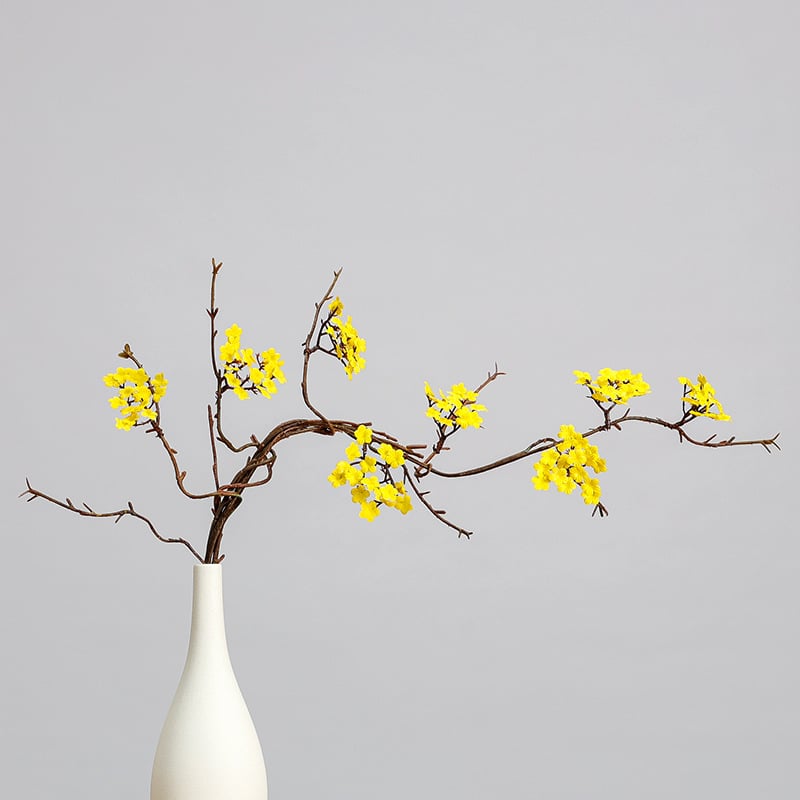 Jednoklona umjetna trešnjina loza za kućnu dekoraciju, zen inspirirana, sa svilenim cvjetovima i svilenom tkaninom