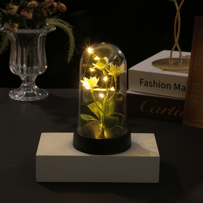 Нощна лампа със стъклен капак и вечни цветя, декоративна вътрешна цветна композиция Gerbera, марка First Butterfly