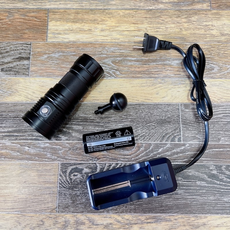 Podvodno osvjetljenje za fotografiju – LED, aluminijsko legura kućište, 30W, baterija 26650, domet do 50 m