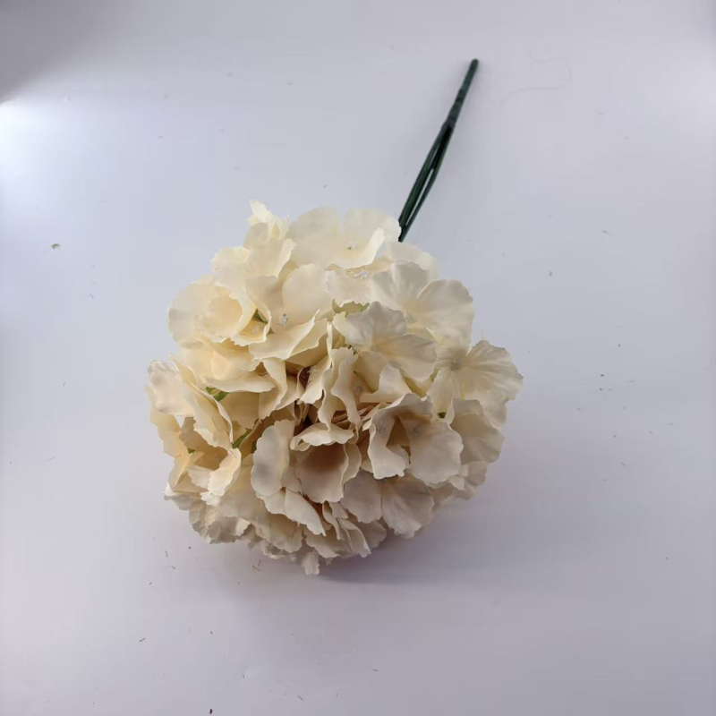 Umjetni buket hortenzije (Hydrangea), jedna grana, 135 dijelova latica, za vjenčanja i fotografiranje