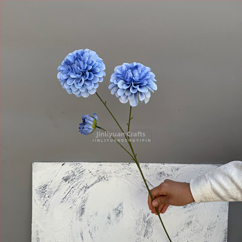 Ανθοδέσμη τεχνητών μεταξωτών λουλουδιών χωρίς φύλλα, με τρία κεφάλια, μπουμπούκια και διακριτικό άρωμα, για διακόσμηση γάμου