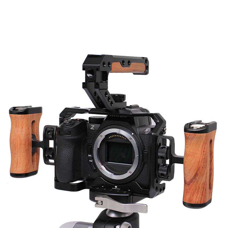 Metalna kućica za kameru Nikon Z5 II/Z6 III/Z6/Z7 II — aluminijska legura, podržava horizontalno i vertikalno snimanje, kompatibilno s Nikon Z5 II/Z6 III/Z6/Z7 II; maksimalna nosivost 6–10 kg; težina 0.224 kg