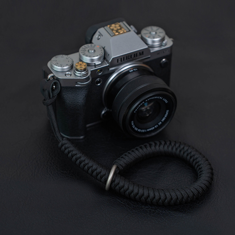 Πλεκτός ιμάντας καρπού για κάμερες Fujifilm X-S20, X-M5 και X-T30 II