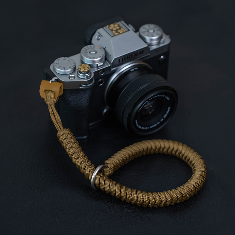 Πλεκτός ιμάντας καρπού για κάμερες Fujifilm X-S20, X-M5 και X-T30 II