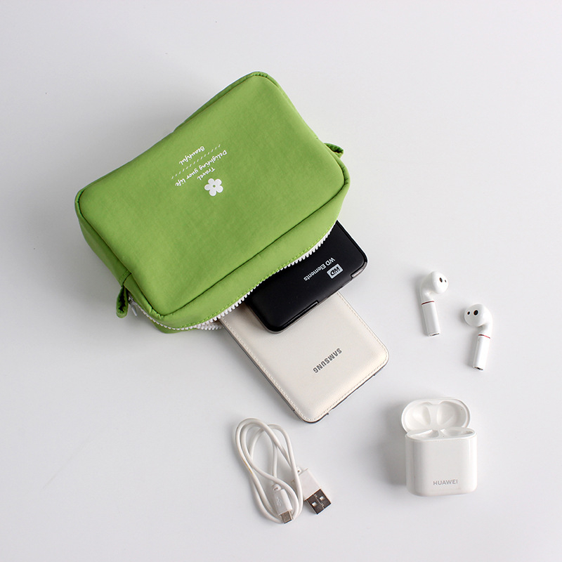 Botta Design Organizator de călătorie cubic pentru depozitare cosmetice și articole de igienă — Poliester, Model B1596C