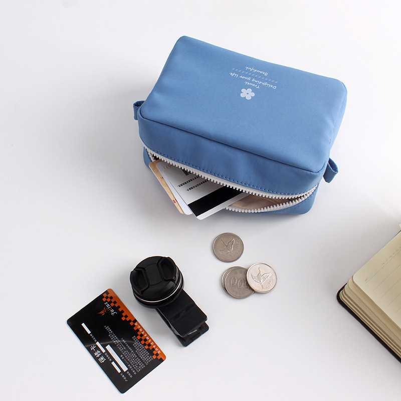 Botta Design Organizator de călătorie cubic pentru depozitare cosmetice și articole de igienă — Poliester, Model B1596C