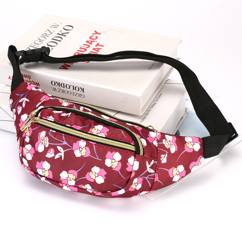 Τσαντάκι μέσης με street-trend νάιλον σώμα, φερμουάρ, μαλακή κατασκευή, επένδυση πολυεστέρα, θήκη ID