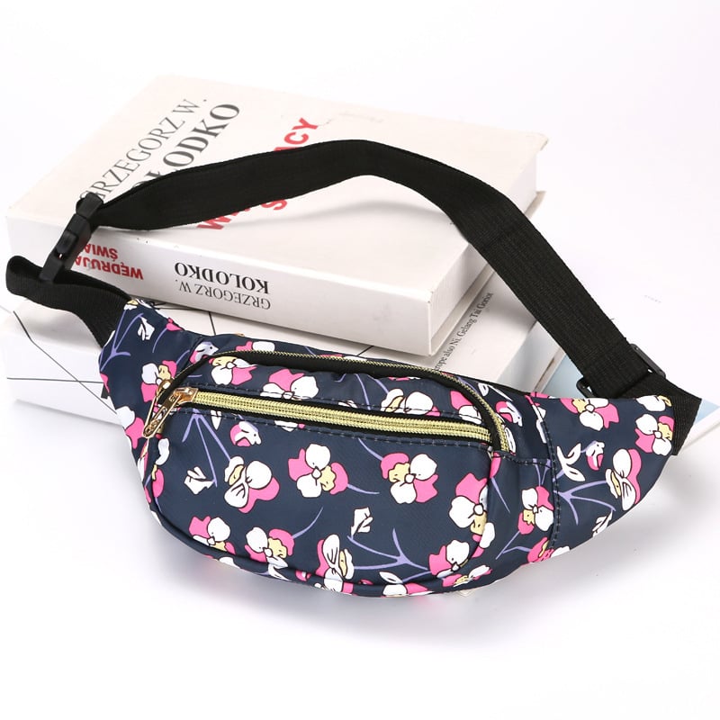 Τσαντάκι μέσης με street-trend νάιλον σώμα, φερμουάρ, μαλακή κατασκευή, επένδυση πολυεστέρα, θήκη ID