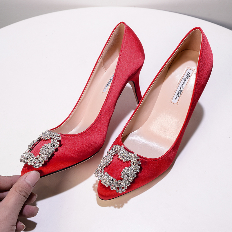 Ruyan Vuicr σατέν νυφικές γόβες με μυτερή μύτη, στιλέτο τακούνι 6-8 cm, τετράγωνη αγκράφα με στρας σε σχήμα χιονονιφάδας