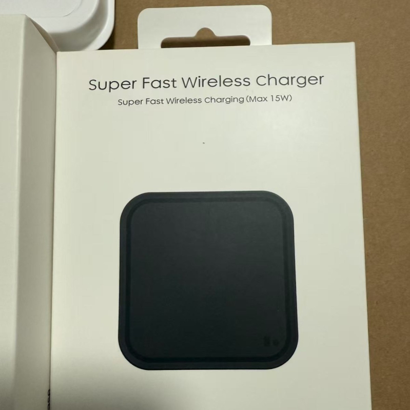 Dvojitý bezdrôtový nabíjač pre Samsung S23 – bezdrôtové nabíjanie pre telefón a Samsung hodiniek (QC 3.0, 15W, 2A)