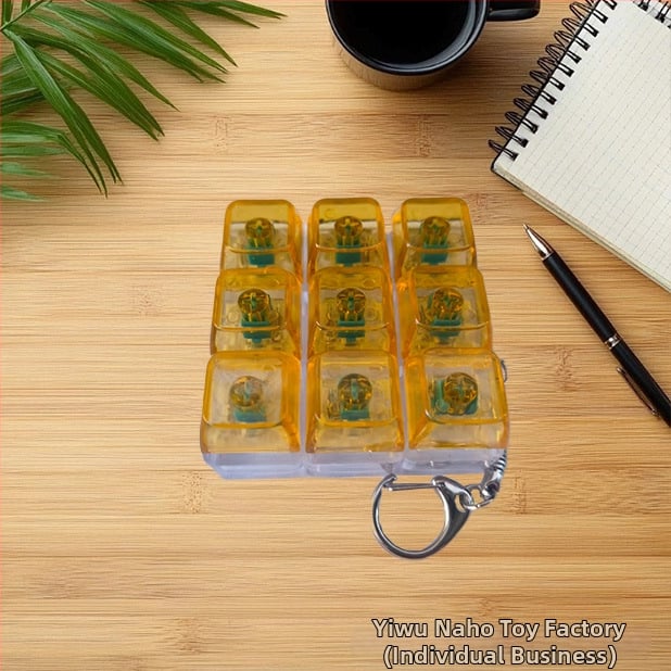 Δοκιμαστής καπακίων πλήκτρων εννέα κελιών, μπρελόκ – Πλαστικό, Σύγχρονο μινιμαλιστικό στυλ, έτοιμο για δώρο