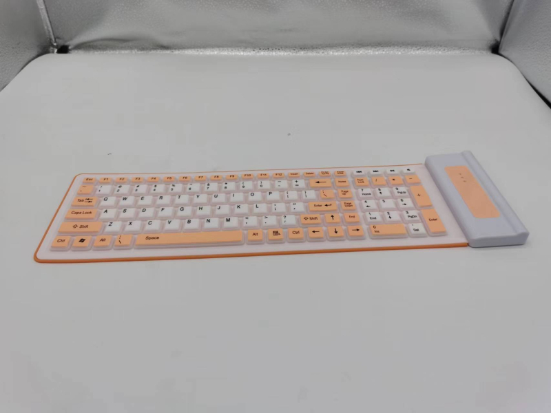 Tiha bežična tipkovnica, silikonska, 107 tipki, 2.4G, vodootporna, model YB-107W