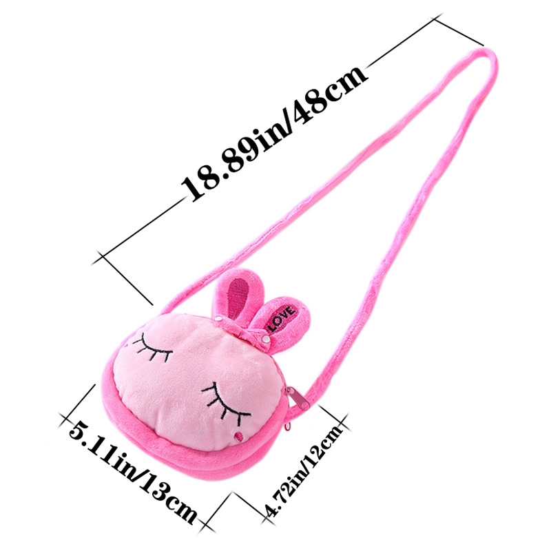 Plush dječja crossbody torba, okruglog oblika, unutarnja pretinica sa zatvaračem, podstava, jedna naramenica