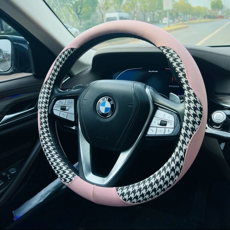Powerful Merchant Kryt volantu z umelej kože – vzor houndstooth, letné použitie, univerzálna kompatibilita, inštalácia pre vozidlo