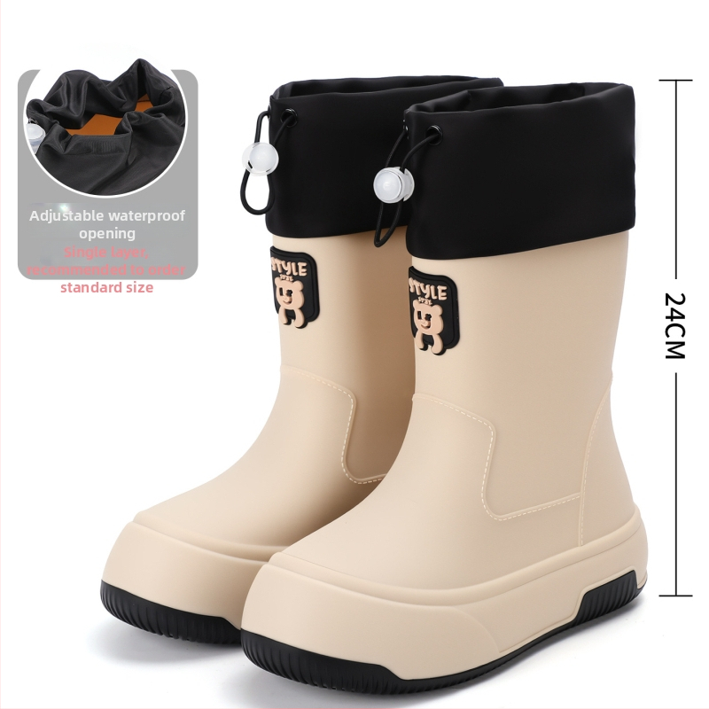 Moteriški lietaus batai su PVC viršumi, trumpas vamzdelio aukštis, plokščias kulnas, vientisas raštas, tinkami visoms sezonoms