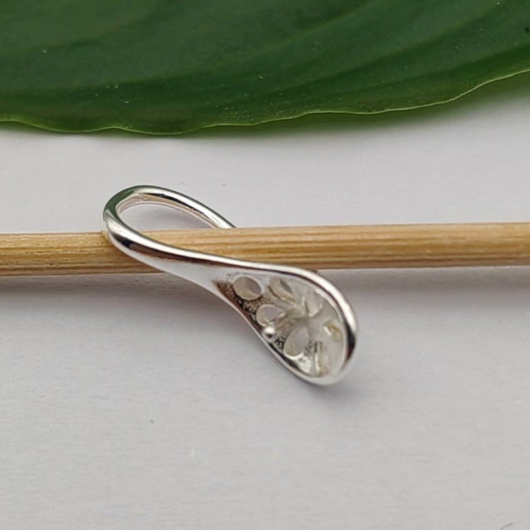 S925 hõbedane – pärliga kõrva konksud, U-kujuline ja tilgakujuline, minimalistlik puuritud disain