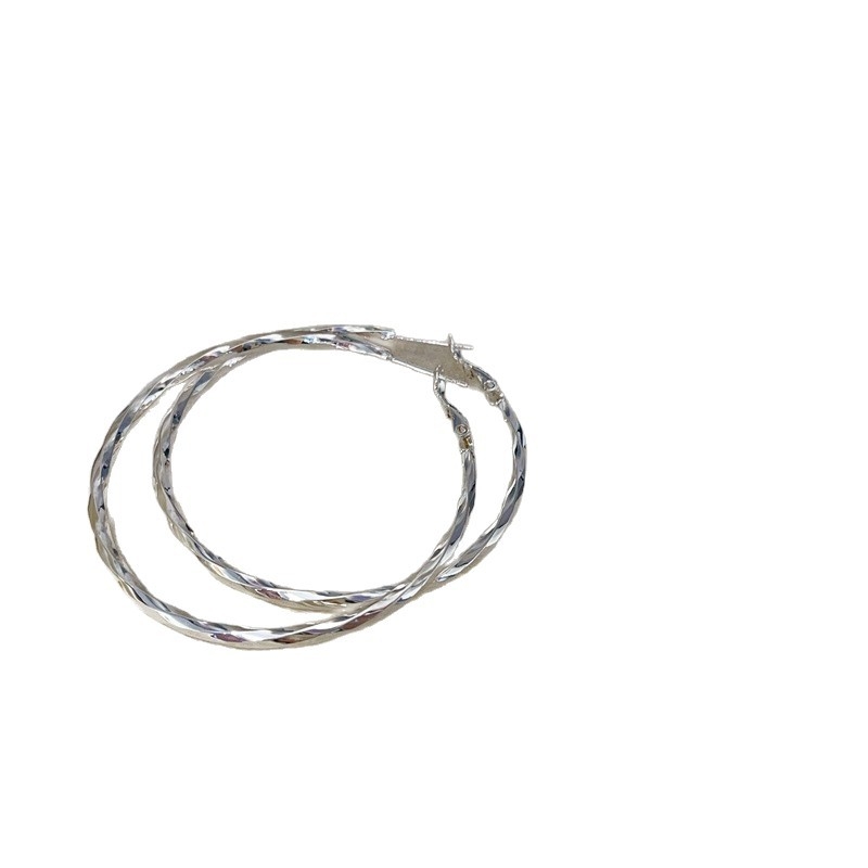 Saint Claire медни халкови обици, 18K златно покритие, електроплакиране, огледално полирани, мотив конопено цвете, вградени камъни с бяло злато, код E2679-E2681