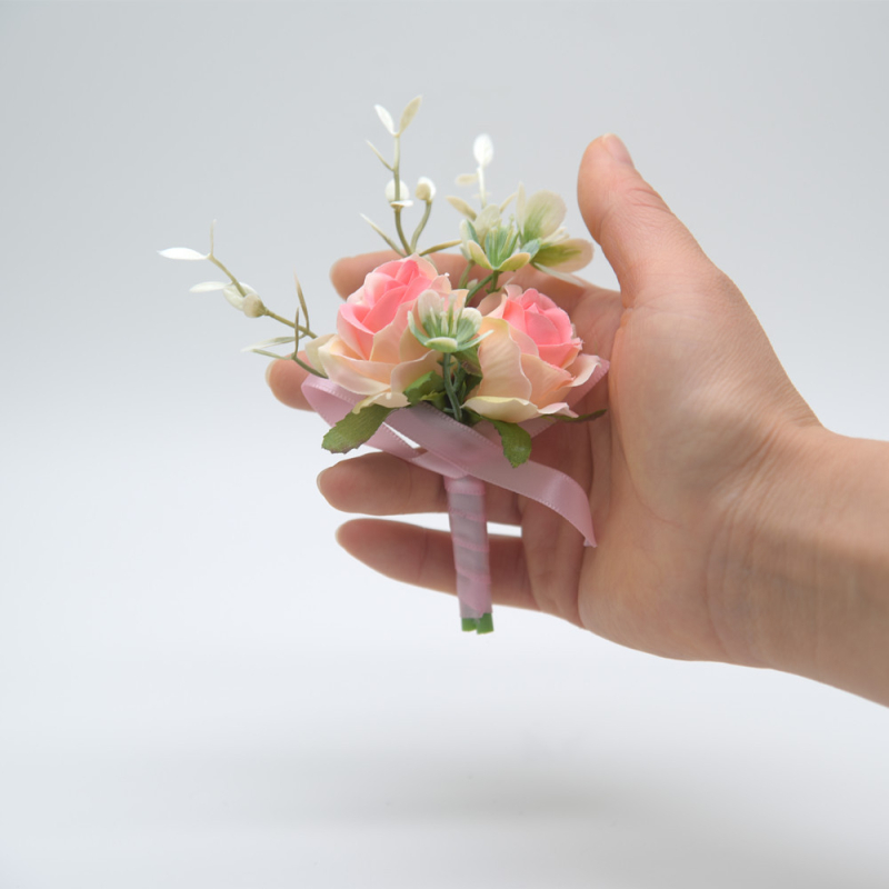 Esküvői koszorú a vőlegénynek és a tanúnak textile rózsával - Eternal Angel