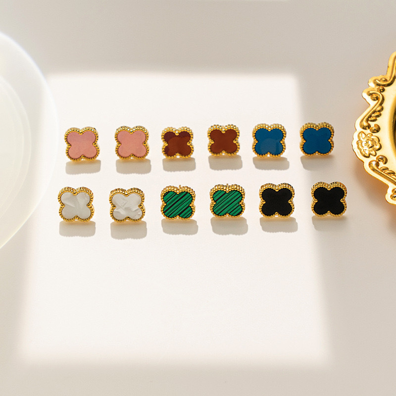 Cercei din oțel de titan, finisaj electroplacat, design floral cu frunză, stil vânt rece, pentru femei