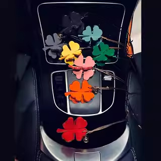 Pandantiv auto din piele naturală cu patru frunze de trifoi, stil simplu, decor interior auto