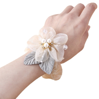 Esküvői csuklós corsage – selyem virágok, Baonan, univerzális stílus, ajándék osztálytársaknak