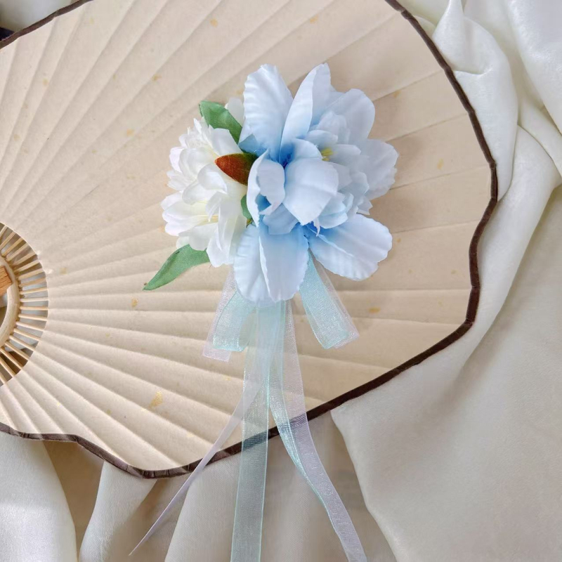 Magnētiska ziedu sprādze Hanfu – sakausējums • rokām darināta • zieda forma • sievišķīgs salds stils • izcelsme: Šandongas provincē